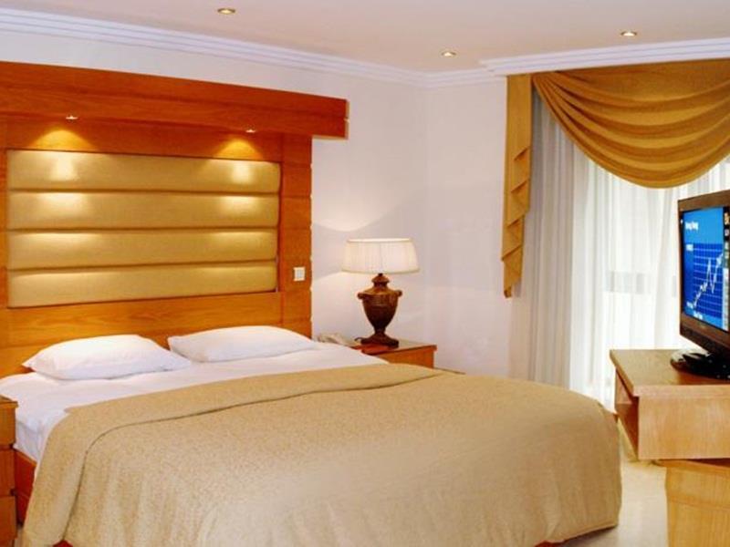 มิราจ สวีท โฮเต็ล - แฟมิลี่ โอนลี่ Hotel Kuwait City ภายนอก รูปภาพ