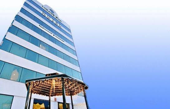มิราจ สวีท โฮเต็ล - แฟมิลี่ โอนลี่ Hotel Kuwait City ภายนอก รูปภาพ