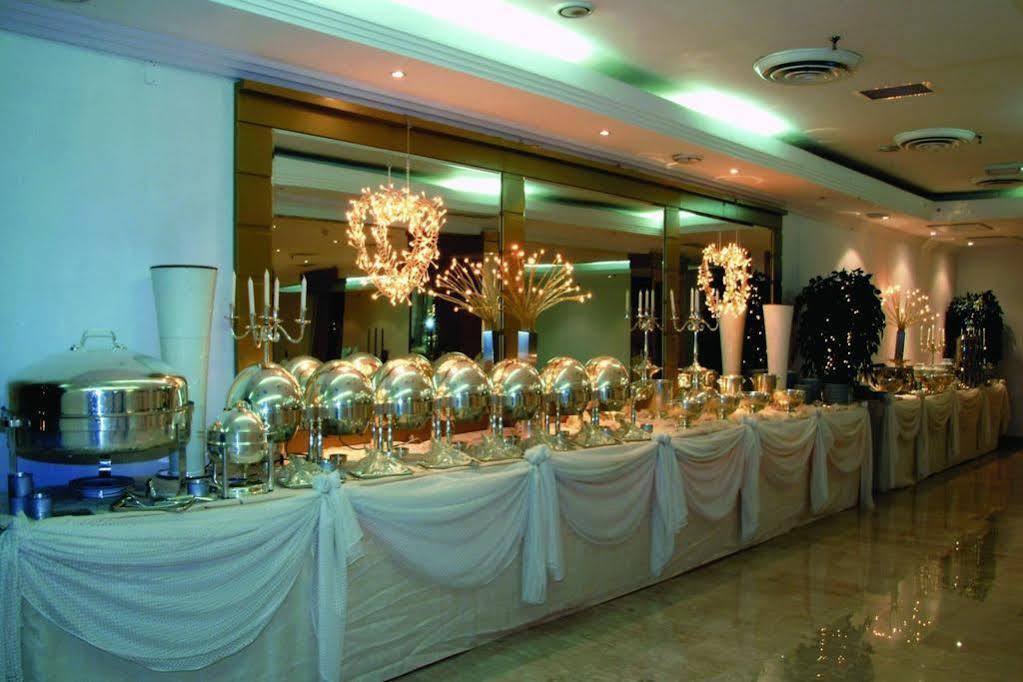 มิราจ สวีท โฮเต็ล - แฟมิลี่ โอนลี่ Hotel Kuwait City ภายนอก รูปภาพ
