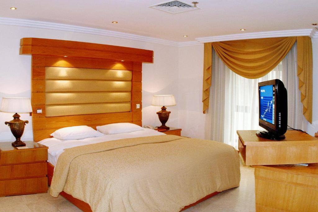 มิราจ สวีท โฮเต็ล - แฟมิลี่ โอนลี่ Hotel Kuwait City ห้อง รูปภาพ